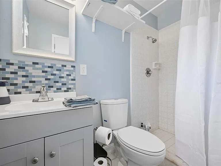 536 Hibiscus Way #7-B — Photo 22