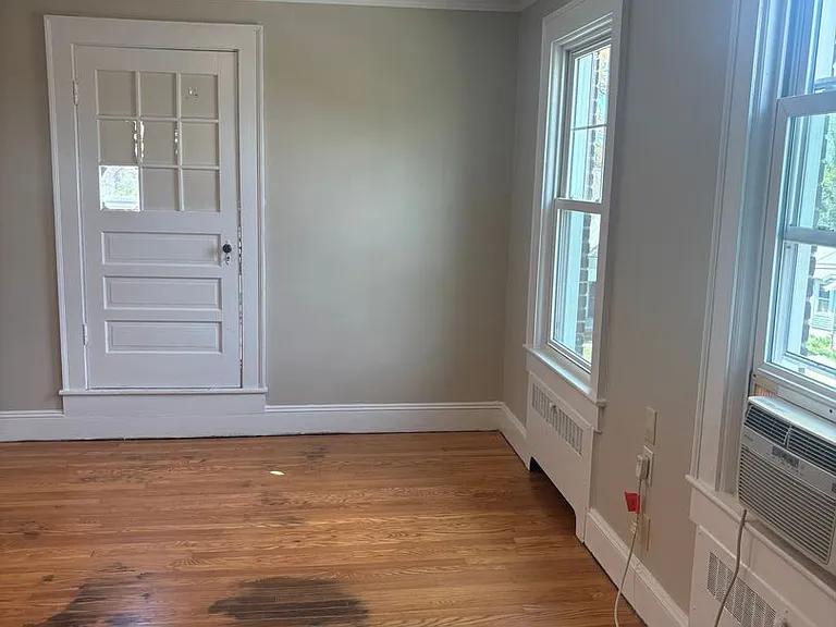 722 S Lexington Ave — Photo 3