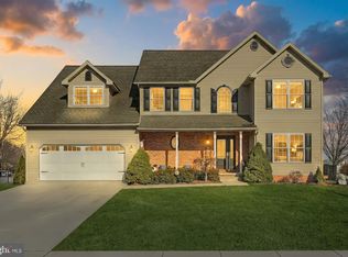 1 Hickory Ln, Littlestown, PA 17340