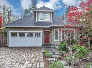 811 College Ave, Menlo Park, CA 94025