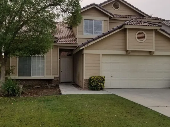 8401 Blue Heron Dr, Bakersfield, CA 93312