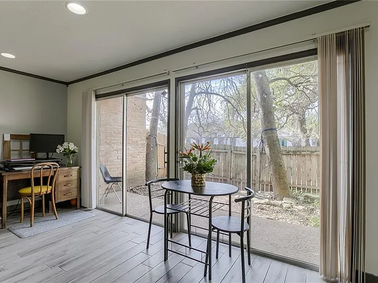 620 S 1st St #107 — Photo 7