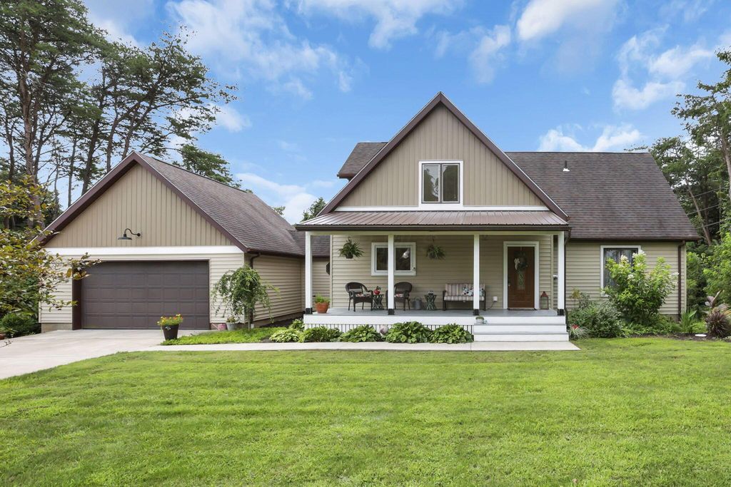 Real estate listing image