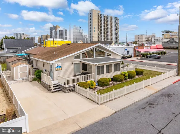 200 Arctic Ave, Ocean City, MD 21842