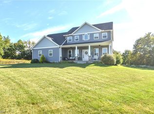 51475 Meadow Ridge Ln, Petersburg, OH 44454