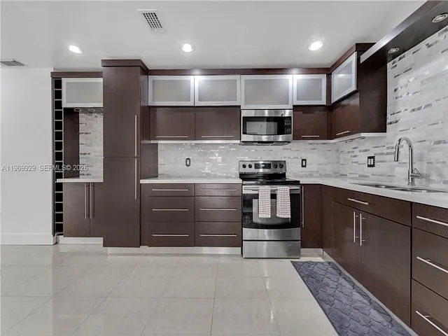 9646 SW 151st Ave — Photo 19