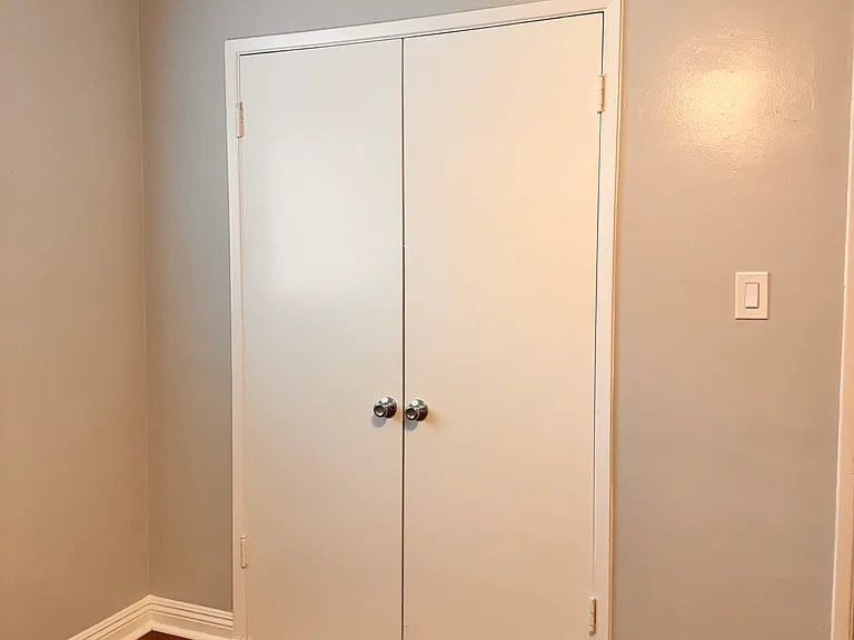 10134 Scott Ave #8 — Photo 17