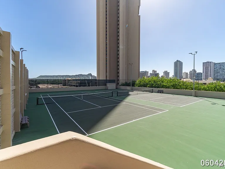 2499 Kapiolani Blvd #3800 — Photo 31