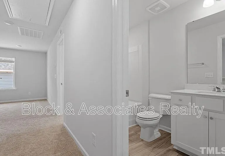 111 Umbrella Way — Photo 21