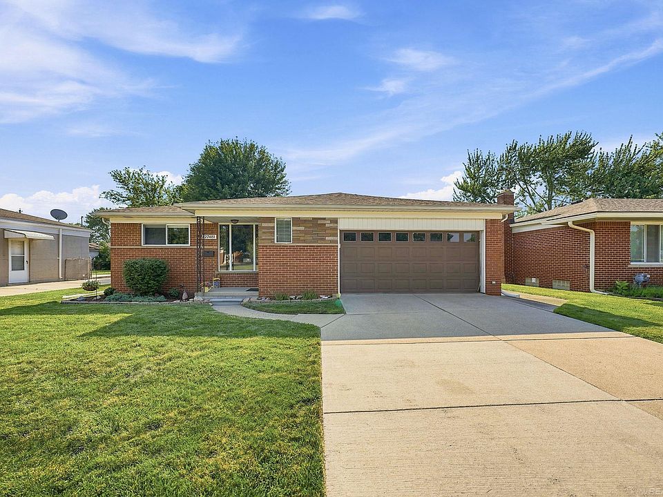 1st image of 27481 Cosgrove Dr