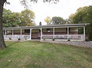 3200 Del Rio Dr, High Ridge, MO 63049