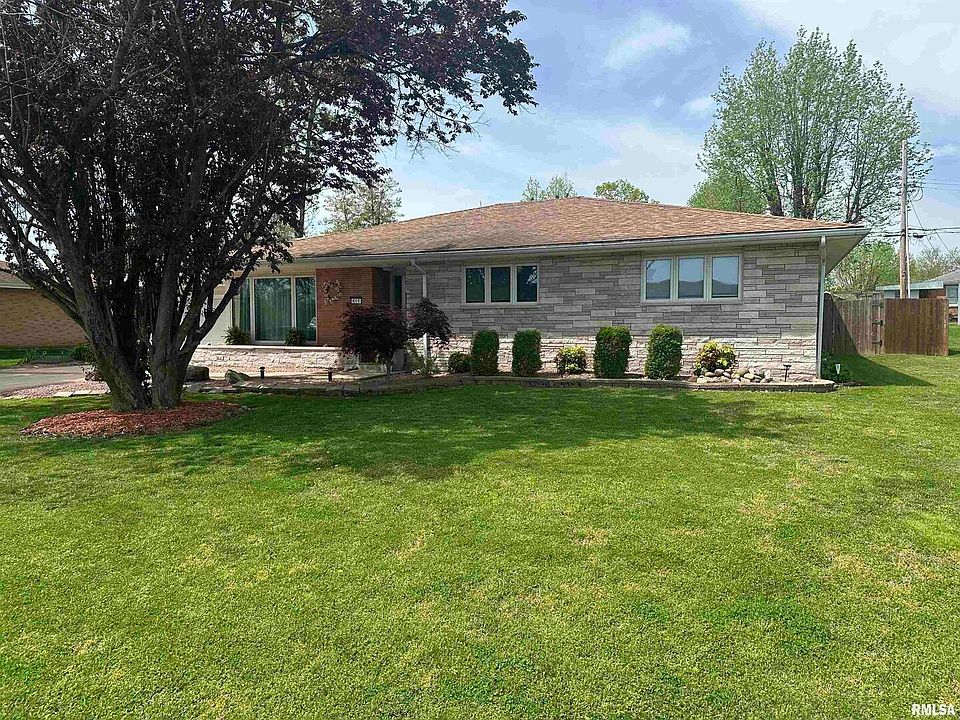 1st image of 111 Panther Dr