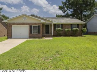 6513 Applewhite Rd, Fayetteville, NC 28304