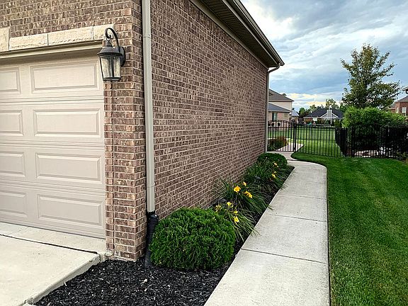 2nd image of 32129 Kenny Dr