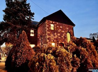 695 Palisade Ave, Cliffside Park, NJ