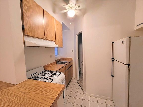 5th image of 421 E 65th St #3E
