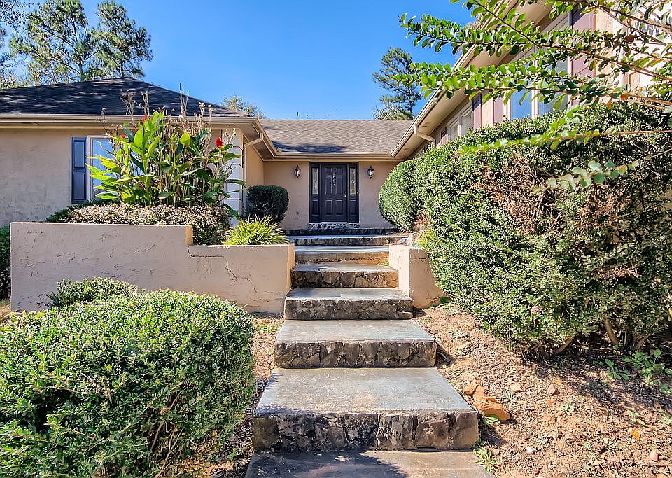 1st image of 2667 Harvest Dr SE