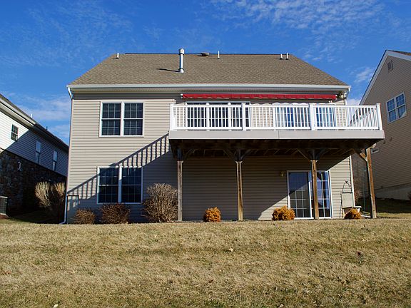 5th image of 3056 Oak Hills Dr