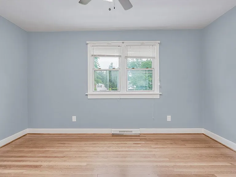 8407 Pamela Dr — Photo 18