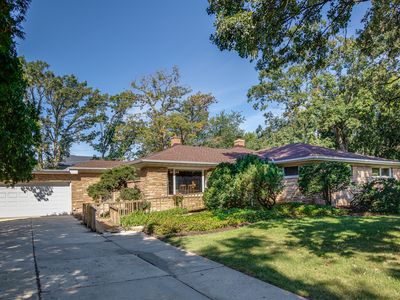 0S734 Forest St, Winfield, IL, 60190