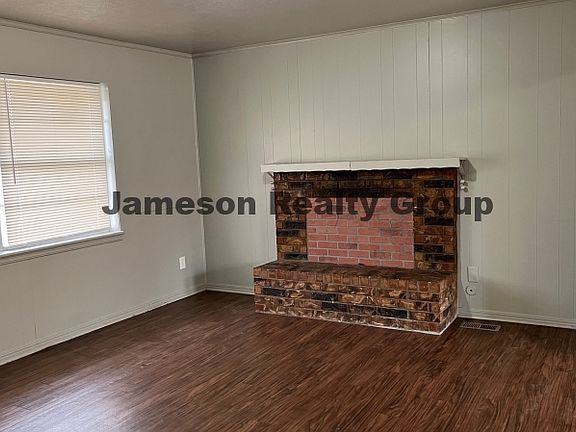 3rd image of 7828 NW 7th St