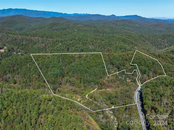 99999 Yager Farms Rd, Lake Toxaway, NC 28747