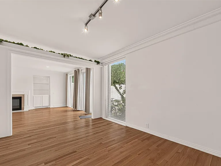 1111 Potomac Dr #A — Photo 13