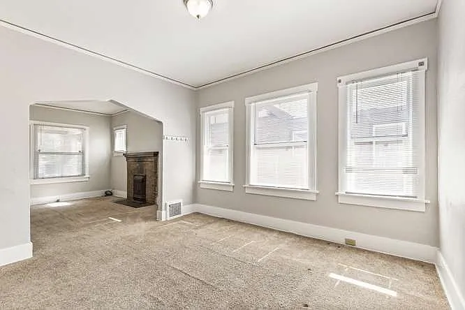 2 bed, 877 sqft, $2,000 — Photo 3