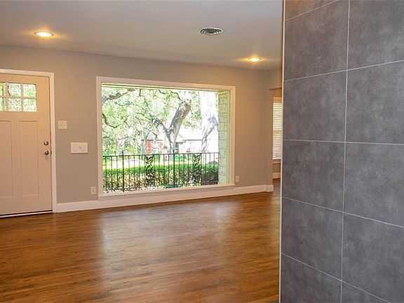 5th image of 1312 Bluebonnet Dr