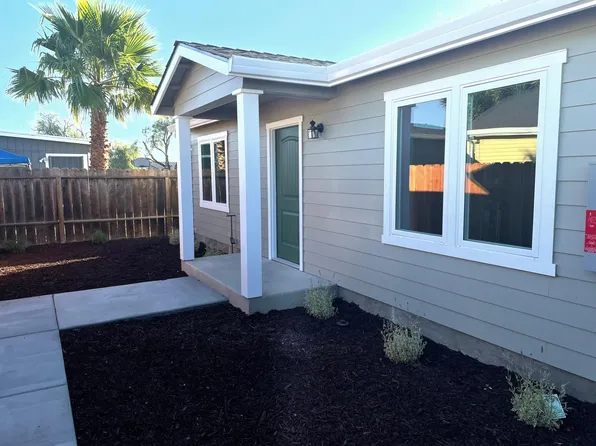 1121 Cedar St, Pittsburg, CA 94565