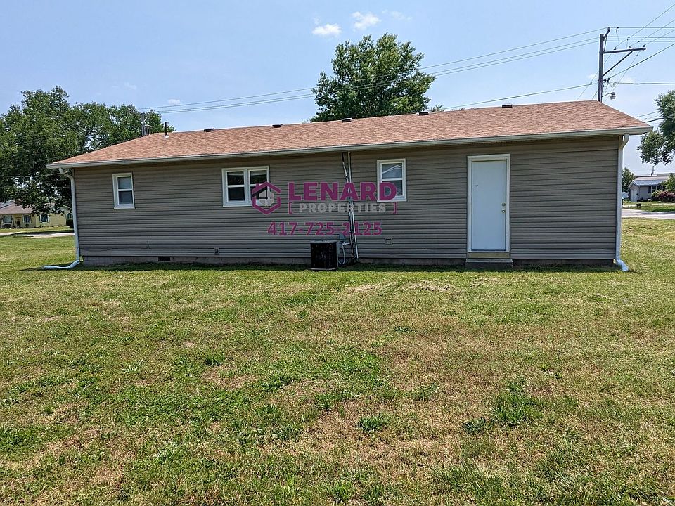 723 E College St, Bolivar, MO 65613 Zillow