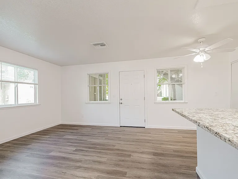 3271 Azevedo Dr — Photo 10