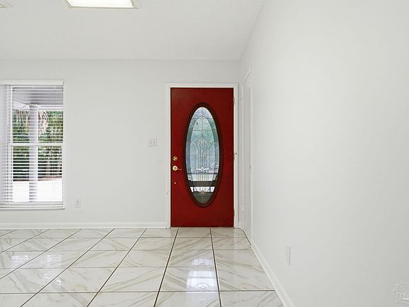 5th image of 8900 Klondike Rd