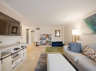 1030 9th St APT 304, Miami Beach, FL 33139