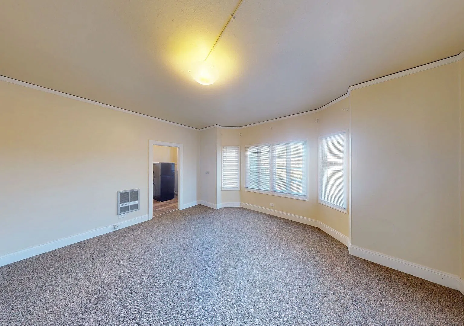 3505 Kempton Way — Photo 3