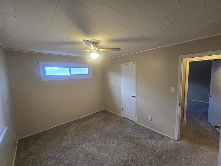 28 Chestnut Hill Rd — Photo 12
