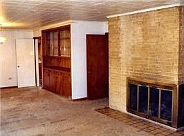 2nd image of 210 E McArthur St