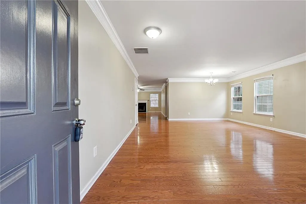 Building Photo - 3050A Centerglen Ln
