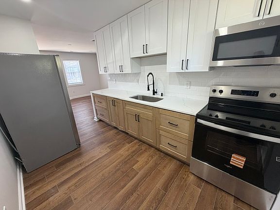5th image of 4355 Layola Ave #4355