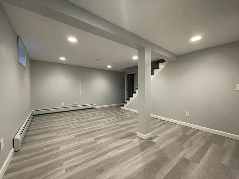 138 Pine Grove Dr — Photo 16