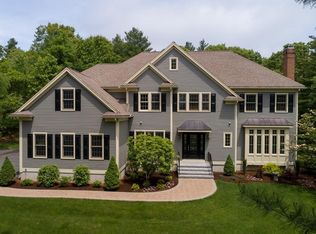 5 Woodstock Dr, Framingham, MA 01701