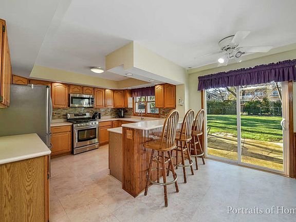 5th image of 12212 S 72nd Ct