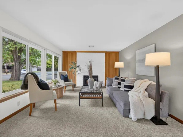 1700 Sierra Avenue, Napa, CA 94558