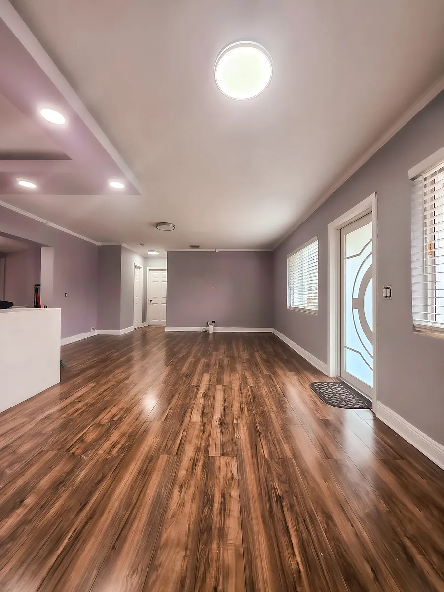 Building Photo - 935 36th St