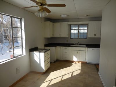 2417 Sampson St, South Bend, IN, 46614