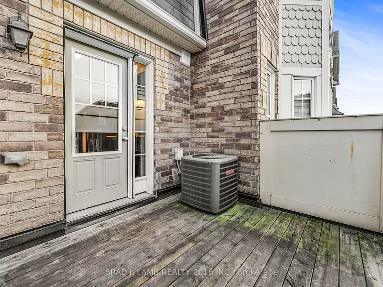 930 Nadalin Hts — Photo 21