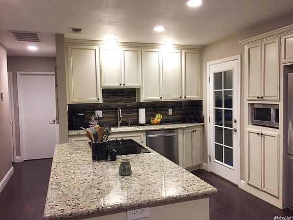 2nd image of 123 Penaranda Dr