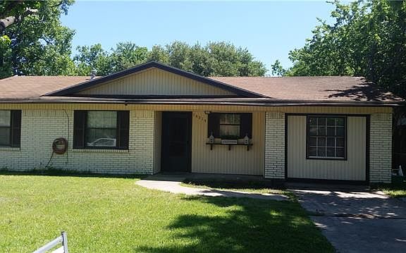 3rd image of 14314 Seminole Dr