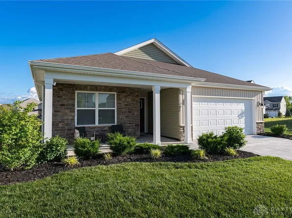 403 E Oak Ave, Trenton, OH 45067