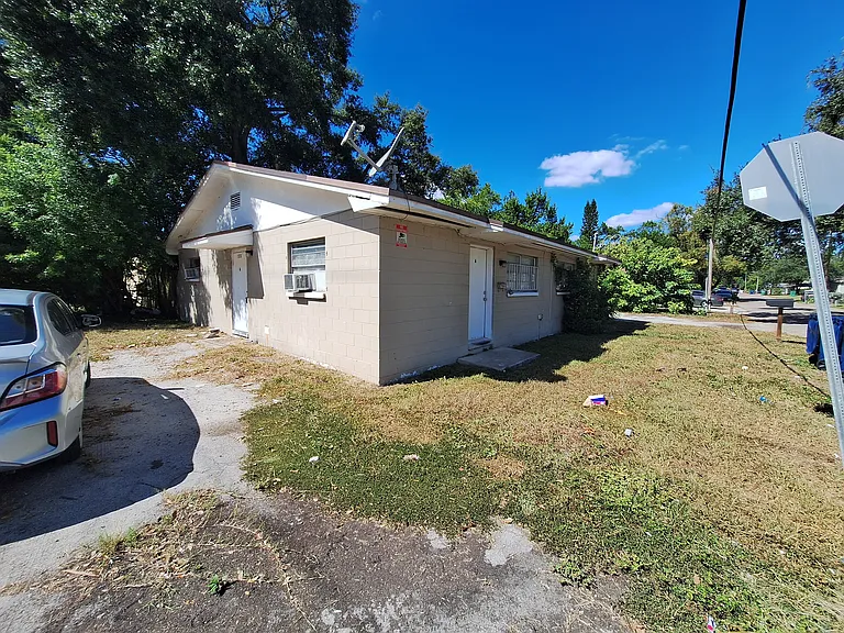 1708 E Waters Ave #A — Photo 1